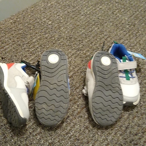 2 pair Wonder Nation shoes size 10 - Picture 4 of 4